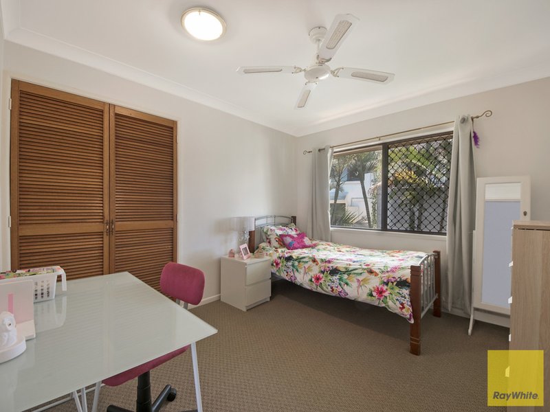 Photo - 5 Larnook Street, Bracken Ridge QLD 4017 - Image 12