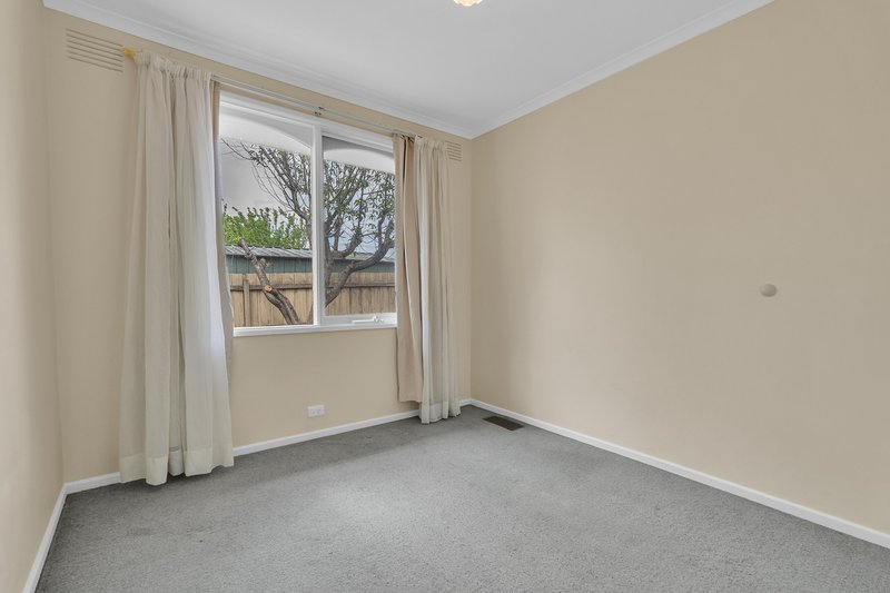 Photo - 5 Latrobe Court, Werribee VIC 3030 - Image 6