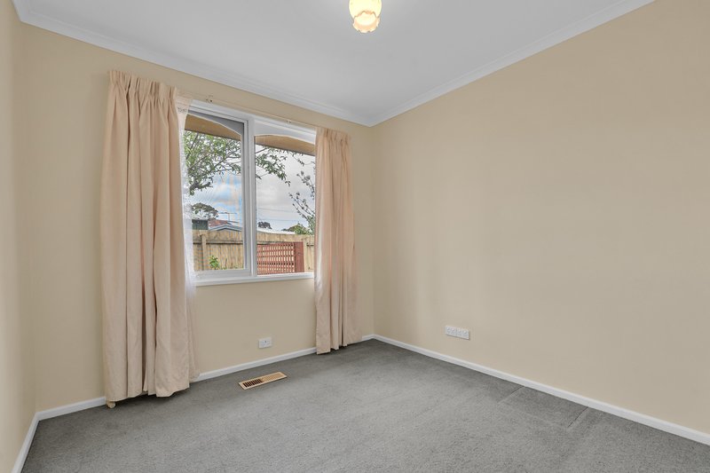 Photo - 5 Latrobe Court, Werribee VIC 3030 - Image 8