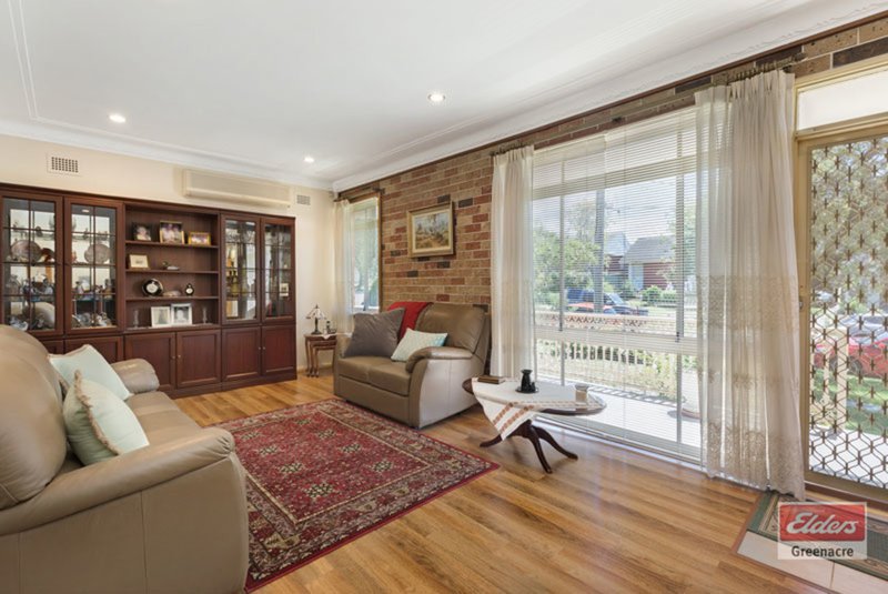 Photo - 5 Latvia Avenue, Greenacre NSW 2190 - Image 2