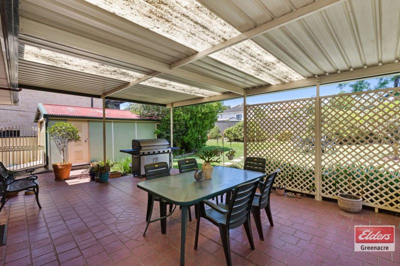 Photo - 5 Latvia Avenue, Greenacre NSW 2190 - Image 9