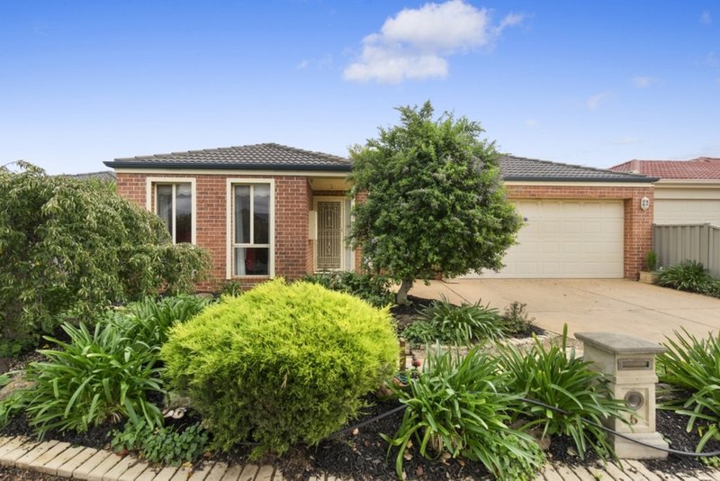 Photo - 5 Lauderdale Drive, Tarneit VIC 3029 - Image 15