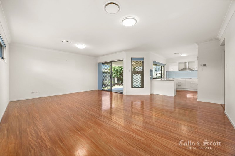Photo - 5 Lauren Circuit, Brighton QLD 4017 - Image 5