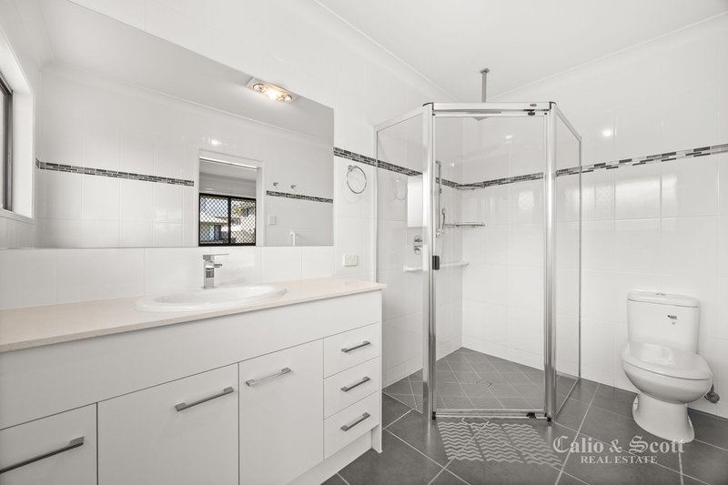 Photo - 5 Lauren Circuit, Brighton QLD 4017 - Image 9