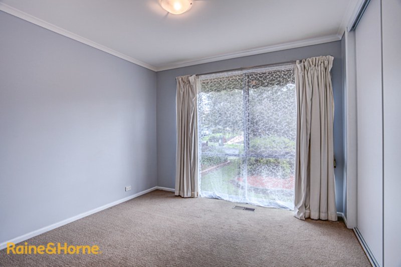 Photo - 5 Lawrence Avenue, Sunbury VIC 3429 - Image 12