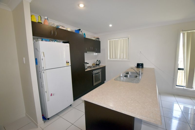 Photo - 5 Lawson Court, Glen Eden QLD 4680 - Image 3