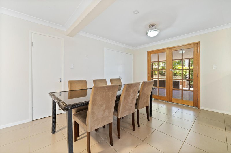 Photo - 5 Leanne Court, Mount Warren Park QLD 4207 - Image 7