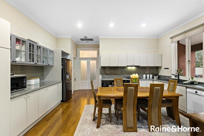 Photo - 5 Leatherwood Drive, Hoppers Crossing VIC 3029 - Image 11