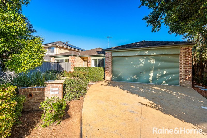 5 Lees Place, Beaumont Hills NSW 2155