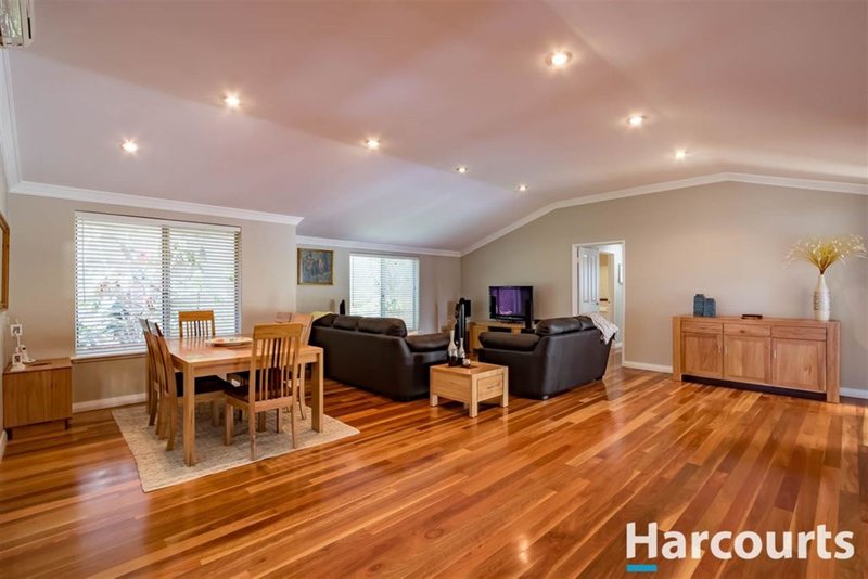 Photo - 5 Leeton Close, Halls Head WA 6210 - Image 6