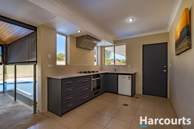 Photo - 5 Leeton Close, Halls Head WA 6210 - Image 17