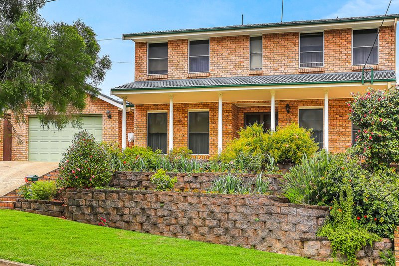 5 Leon Avenue, Georges Hall NSW 2198