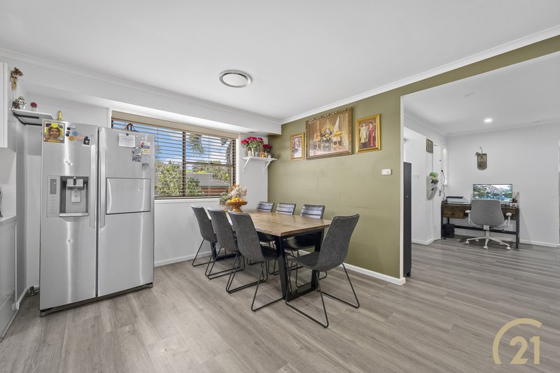 Photo - 5 Leonard Place, Bonnyrigg NSW 2177 - Image 3