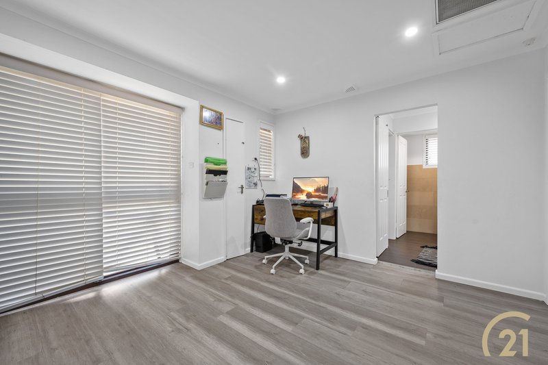 Photo - 5 Leonard Place, Bonnyrigg NSW 2177 - Image 4