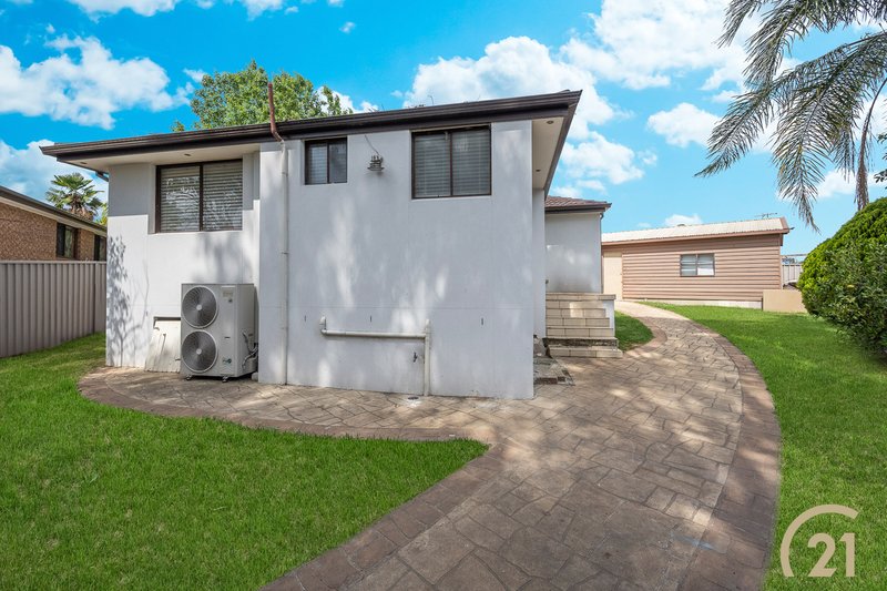 Photo - 5 Leonard Place, Bonnyrigg NSW 2177 - Image 8