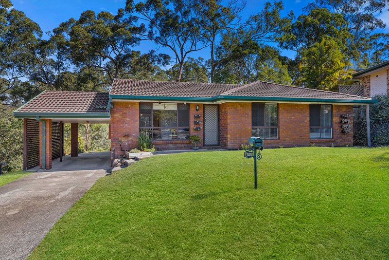 Photo - 5 Leonarda Drive, Arana Hills QLD 4054 - Image 10