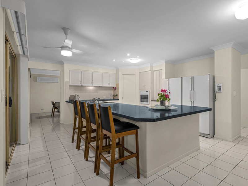 Photo - 5 Leopardwood Court, Albany Creek QLD 4035 - Image 4