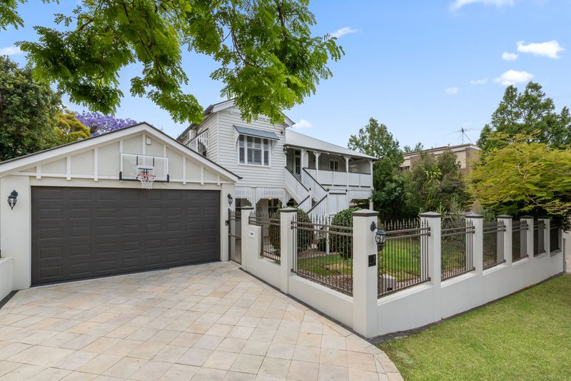 Photo - 5 Leura Avenue, Hawthorne QLD 4171 - Image 2