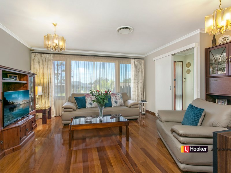 5 Leven Place, St Andrews NSW 2566