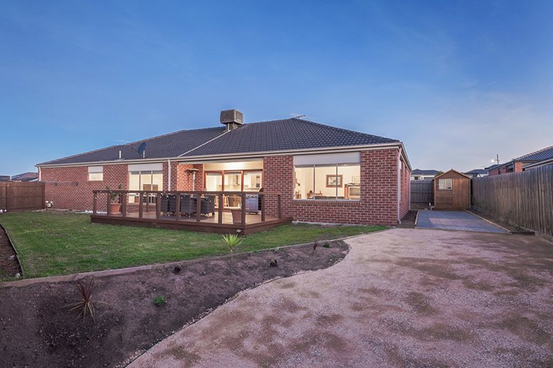 Photo - 5 Leveque Loop, Craigieburn VIC 3064 - Image 13