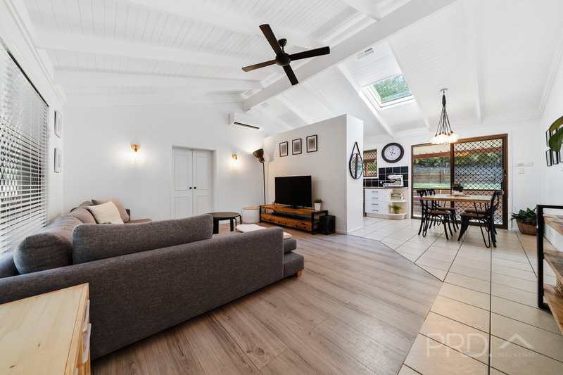 Photo - 5 Light Street, Springwood QLD 4127 - Image 2