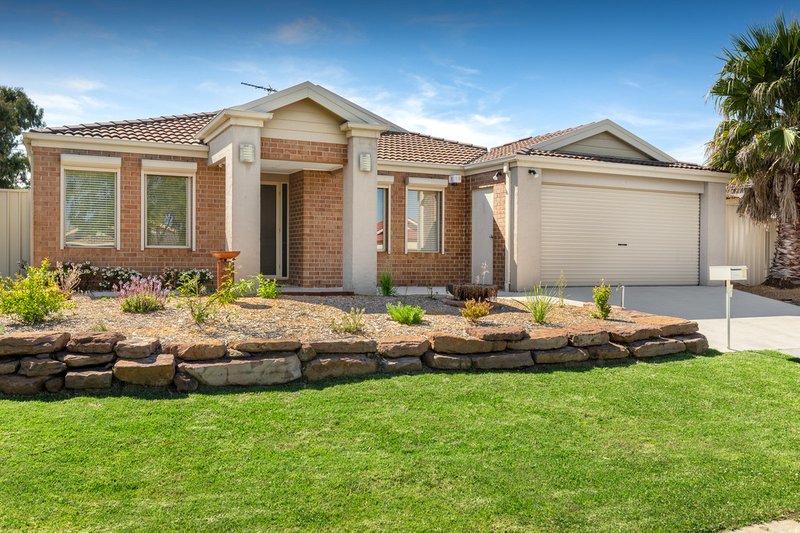 5 Lilac Crescent, Berwick VIC 3806