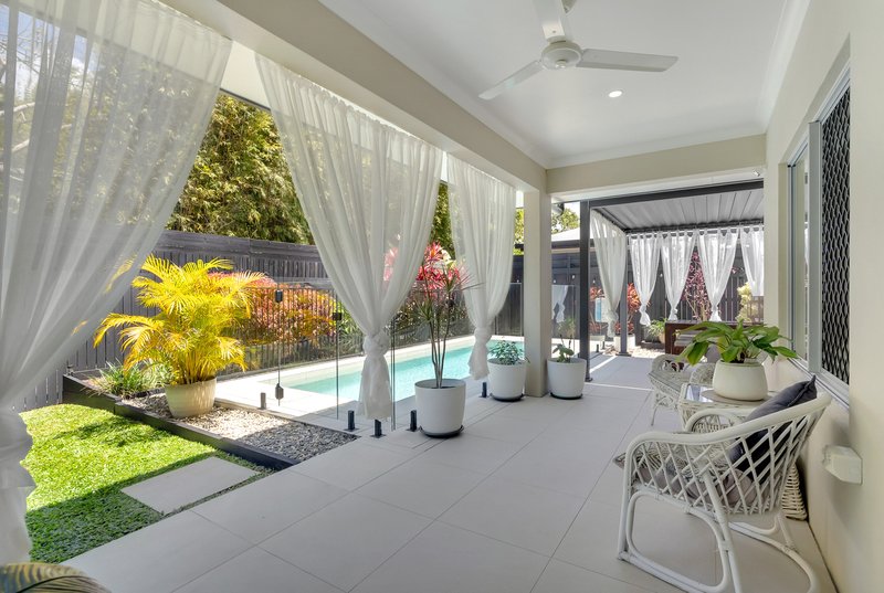 Photo - 5 Lillydale Way, Trinity Beach QLD 4879 - Image 2
