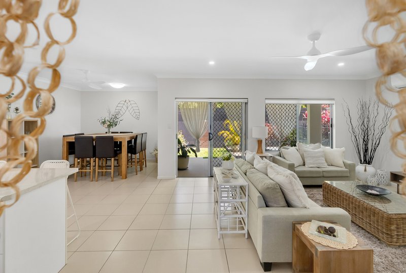 Photo - 5 Lillydale Way, Trinity Beach QLD 4879 - Image 8