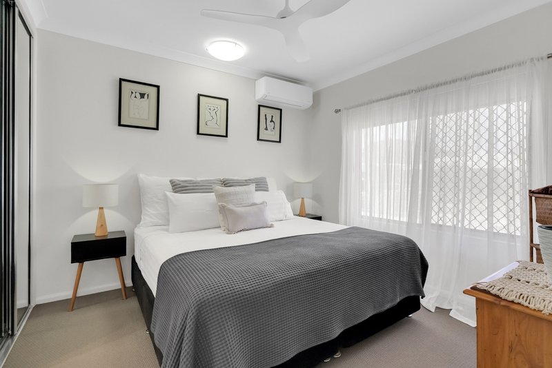 Photo - 5 Lillydale Way, Trinity Beach QLD 4879 - Image 12