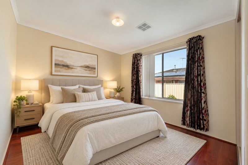 Photo - 5 Limpopa Square, Roxburgh Park VIC 3064 - Image 9