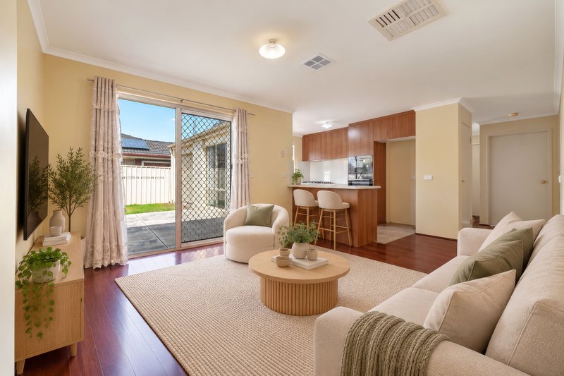 Photo - 5 Limpopa Square, Roxburgh Park VIC 3064 - Image 14