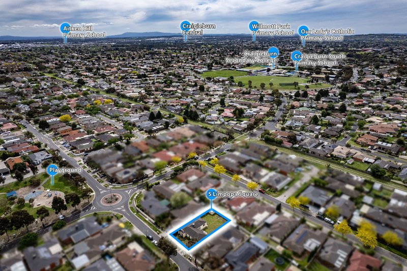 Photo - 5 Limpopa Square, Roxburgh Park VIC 3064 - Image 21