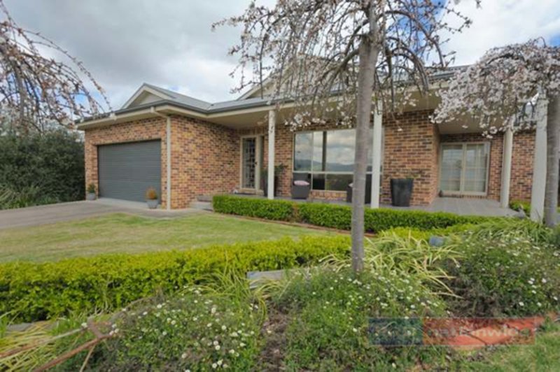 5 Lindbeck Avenue, Tumut NSW 2720