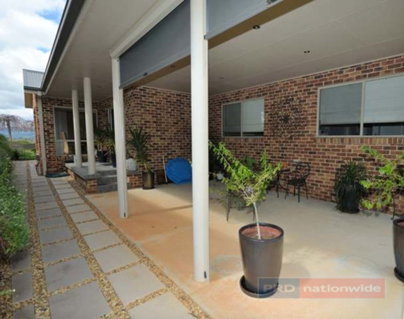 Photo - 5 Lindbeck Avenue, Tumut NSW 2720 - Image 25