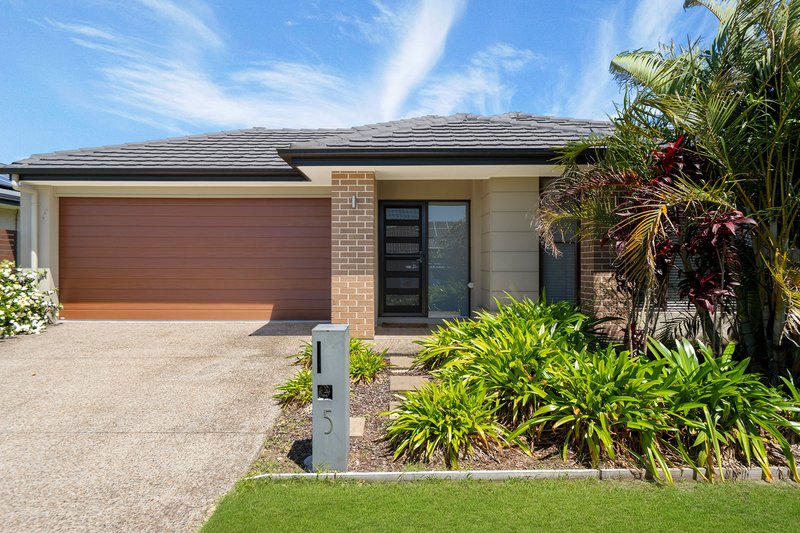 Photo - 5 Lindeman Circuit, Pimpama QLD 4209 - Image 1