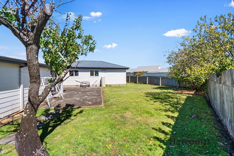 Photo - 5 Lindsay Place, Devonport TAS 7310 - Image 13