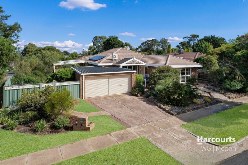 Photo - 5 Linlithgow Way, Melton West VIC 3337 - Image 1