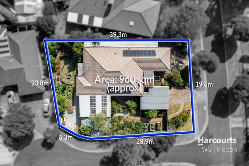 Photo - 5 Linlithgow Way, Melton West VIC 3337 - Image 19