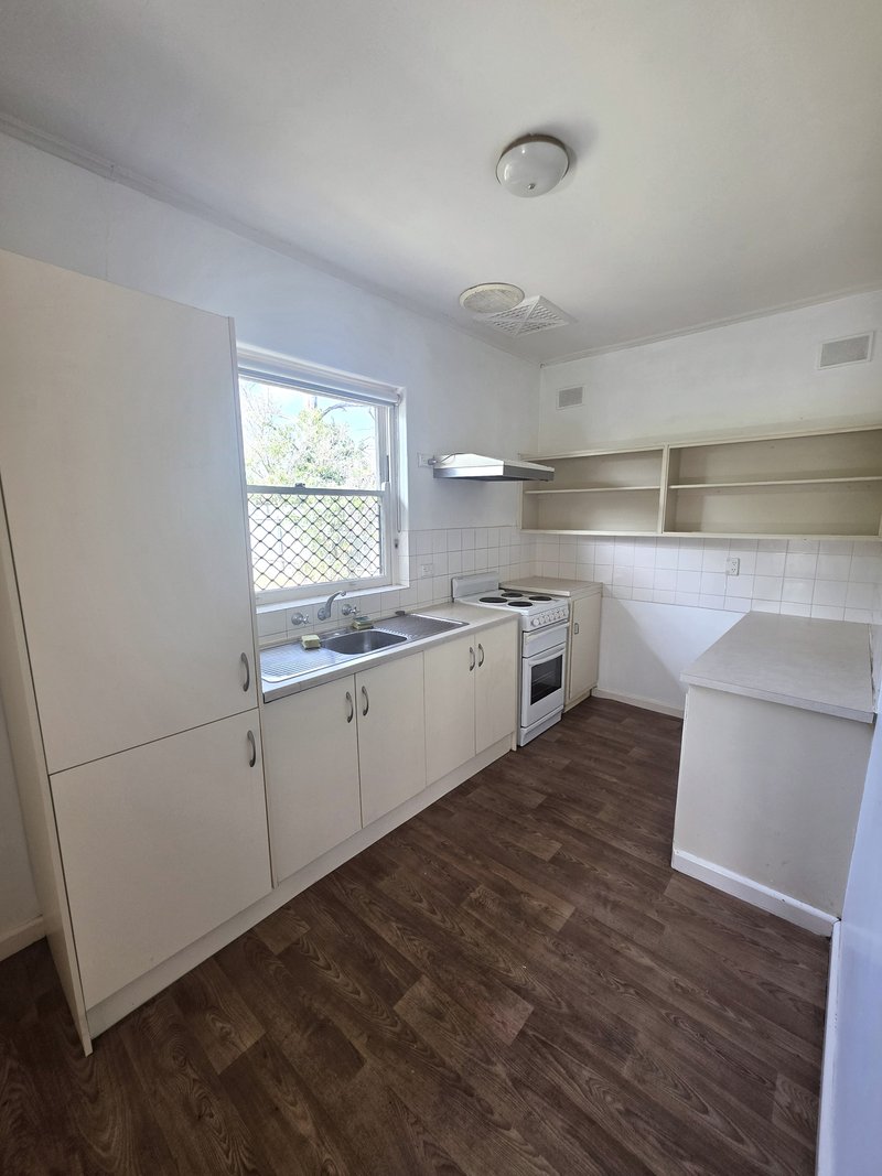 Photo - 5 Lionel Avenue, Blair Athol SA 5084 - Image 6