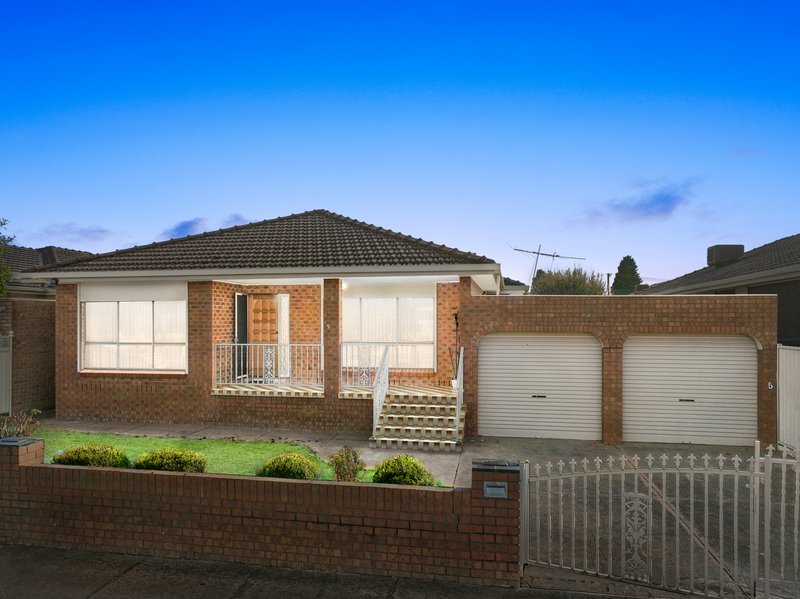 5 Lionheart Court, Epping VIC 3076