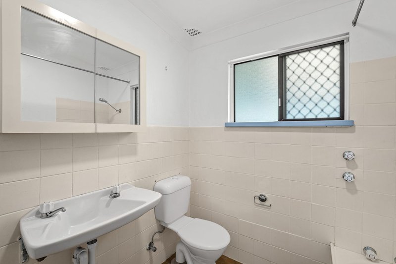 Photo - 5 Lisarow Street, Lisarow NSW 2250 - Image 5