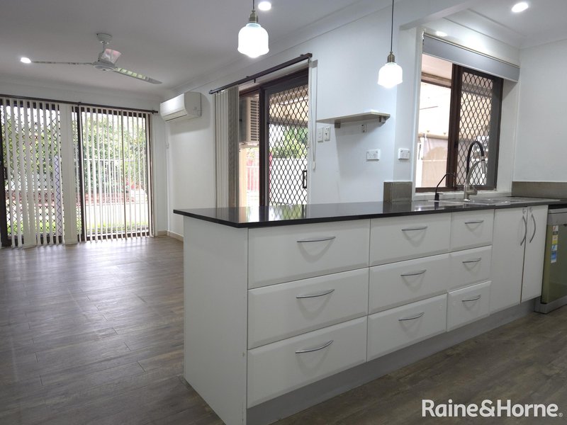 Photo - 5 Livingstone Avenue, Ingleburn NSW 2565 - Image 10