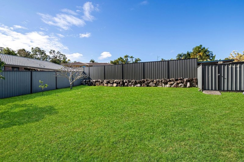 Photo - 5 Lockhart Place, Helensvale QLD 4212 - Image 14