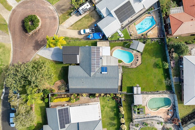 Photo - 5 Lockhart Place, Helensvale QLD 4212 - Image 17
