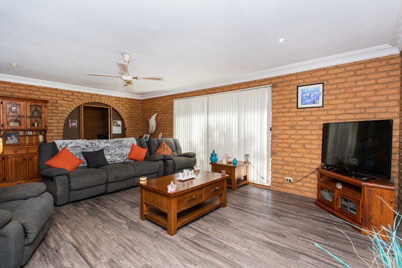 Photo - 5 Logan Street, Cowra NSW 2794 - Image 4