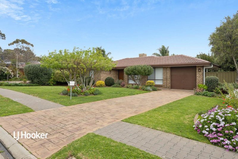 Photo - 5 Lomalinda Drive, Craigmore SA 5114 - Image 2