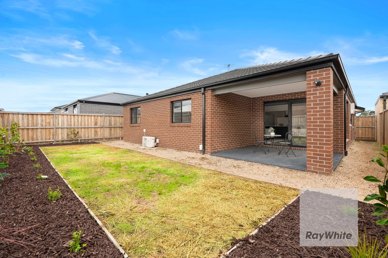 Photo - 5 Lomond Street, Beveridge VIC 3753 - Image 15