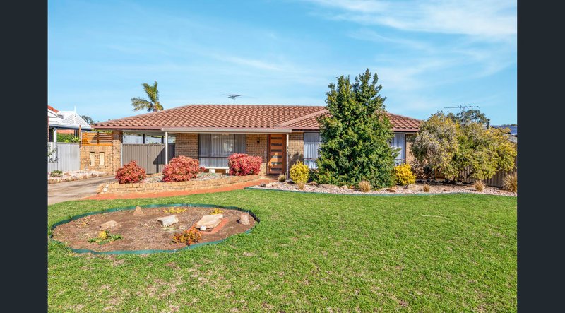 5 London Court, Craigmore SA 5114