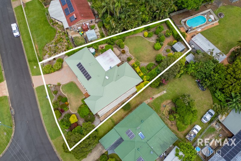 Photo - 5 Londonderry Court, Burpengary QLD 4505 - Image 19