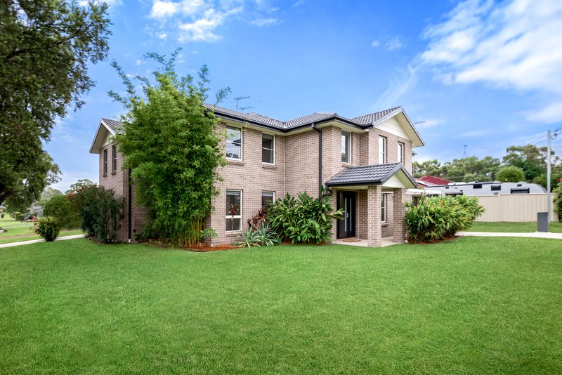 Photo - 5 Loombah Avenue, South Penrith NSW 2750 - Image 12